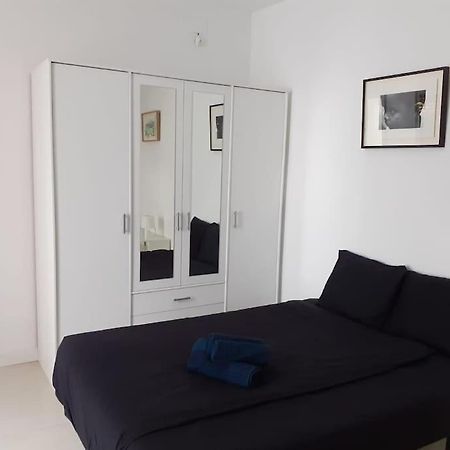 Cosy Flat / Literally At The Foot Of Alhambra Leilighet Granada Eksteriør bilde